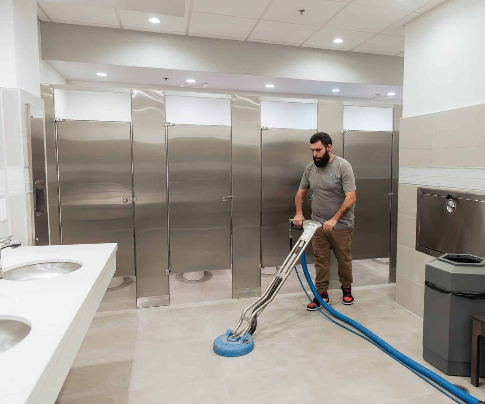a Boca Raton janitor providing commercial floor care services